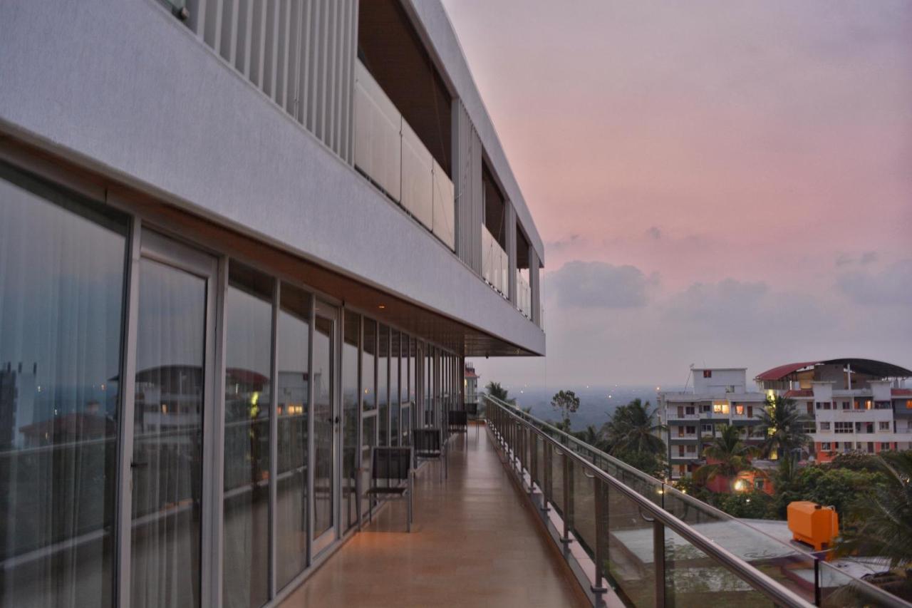 Aparthotel Satkar Paradise à Manipal Extérieur photo